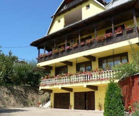 Pension Garofita Iasi Esterno foto